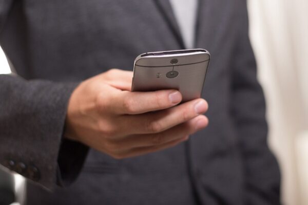cellulare 2